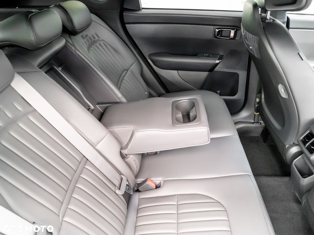 Kia Seltos 1.6 T-GDI X-Line DCT - 17