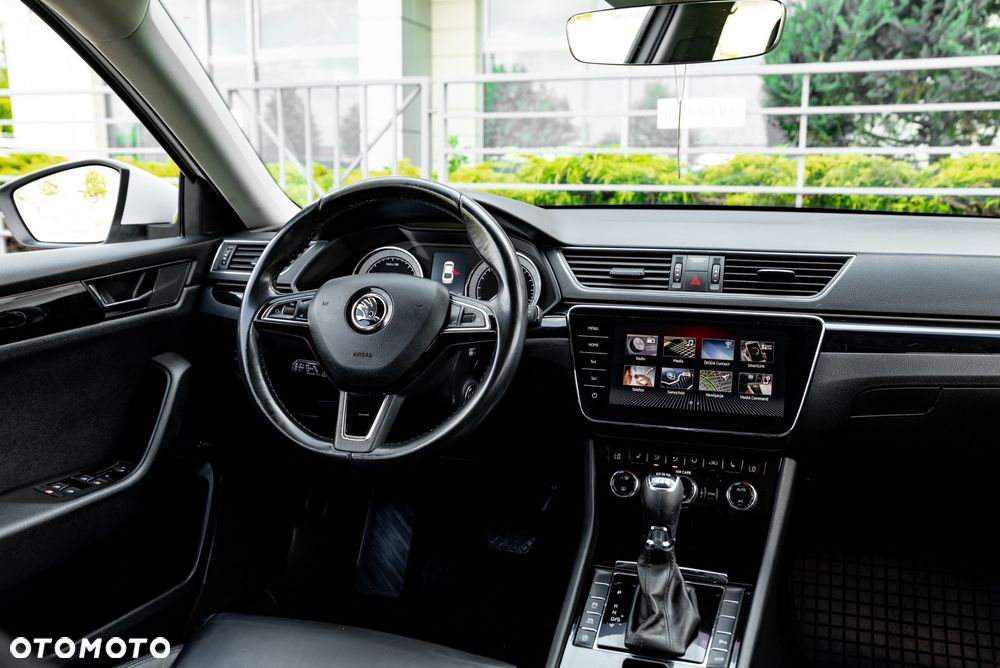 Skoda Superb 2.0 TDI 4x4 DSG L&K - 25