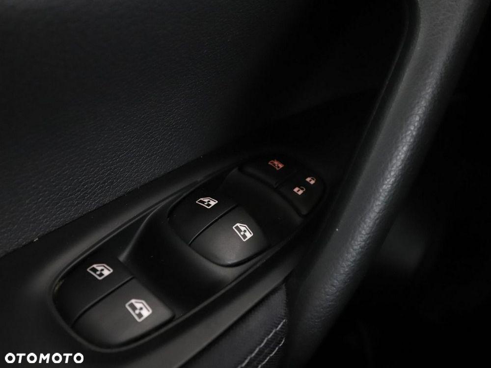 Nissan Qashqai 1.3 DIG-T Acenta - 33