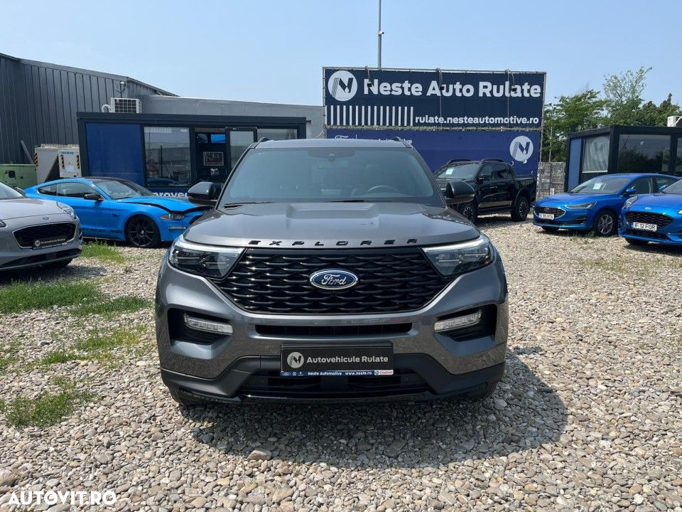 Ford Explorer - 2