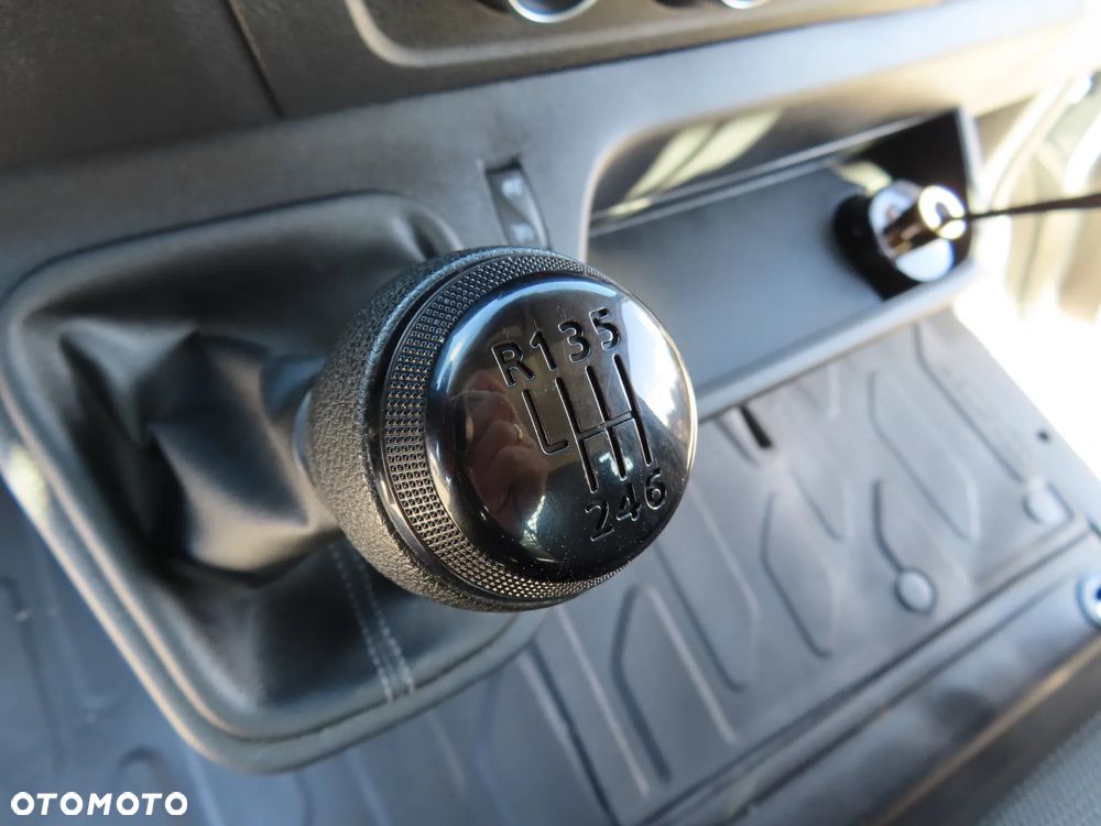 Iveco DAILY 35C16 163 KM Wywrotka Kiper Wywrot x 3 Strony 3211 mm Długi Renomowanej Firmy SCATTOLINI HAK 3500 Kg 53 Tys Km Przeb. Stan Auta NOWY POLECAM - 39