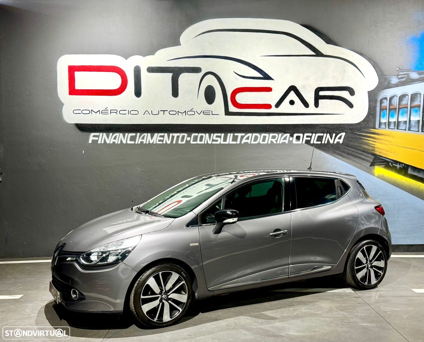 Renault Clio 1.5 dCi Dynamique S - 1