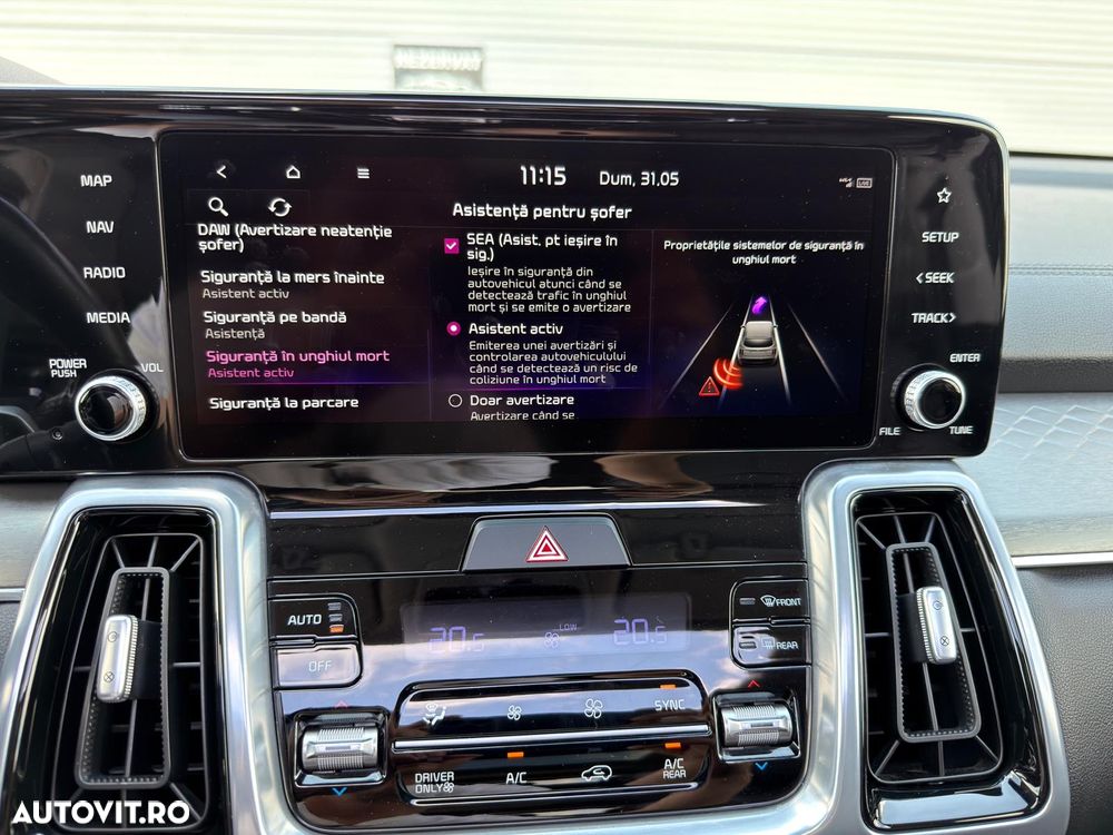 Kia Sorento 1.6 T-GDI HEV 6AT 4x2 7P Premium - 27