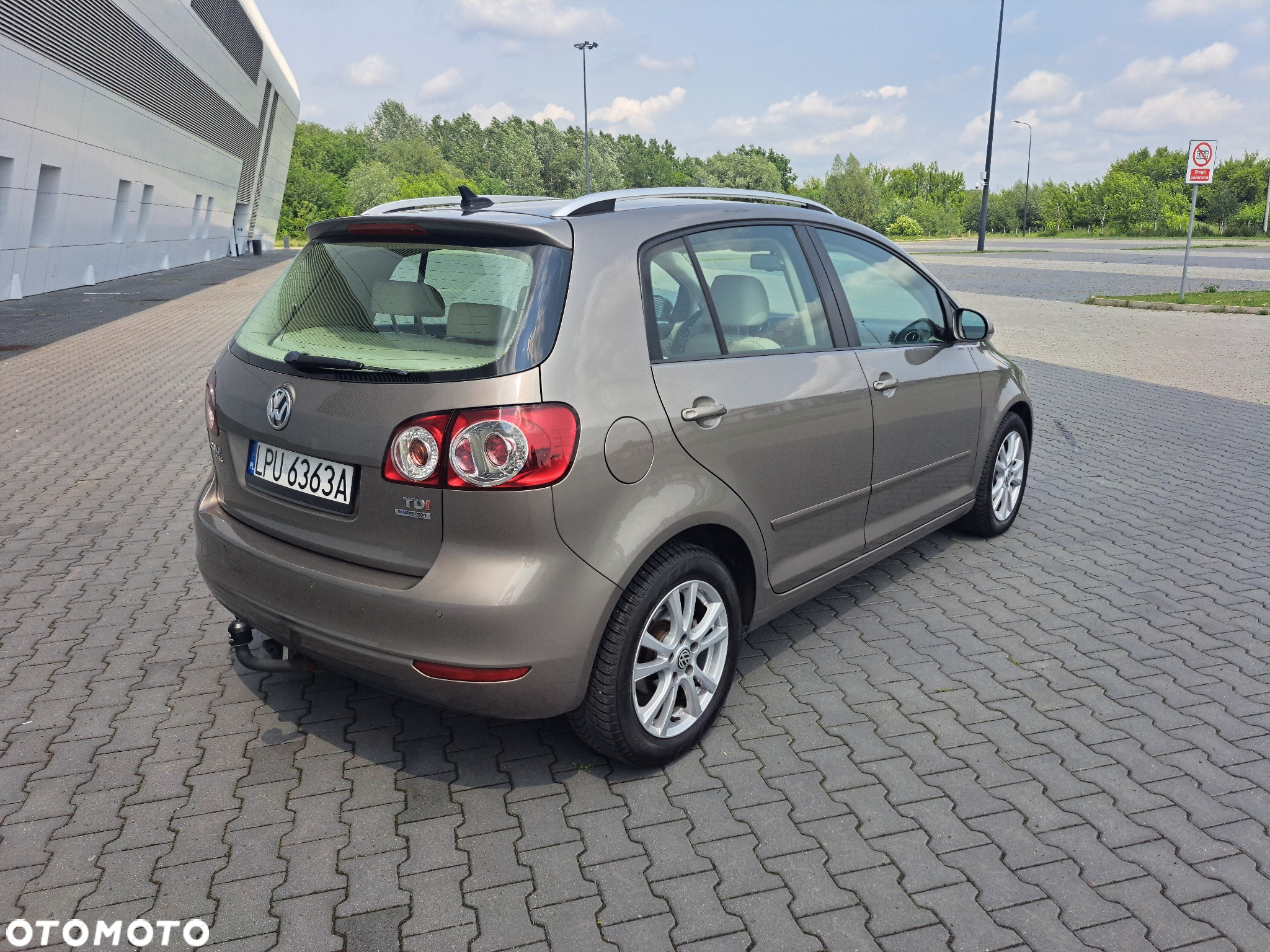 Volkswagen Golf Plus 1.6 TDI Highline DSG - 7