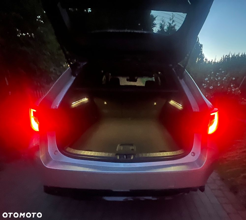 Toyota Corolla - 32