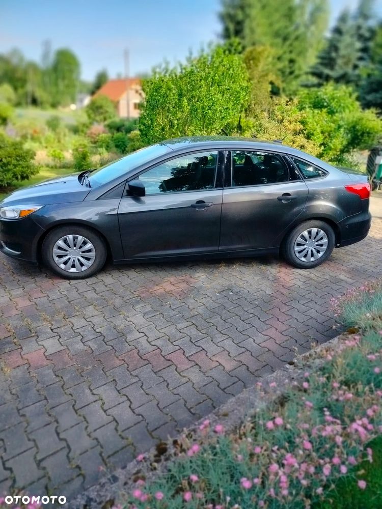 Ford Focus - 1