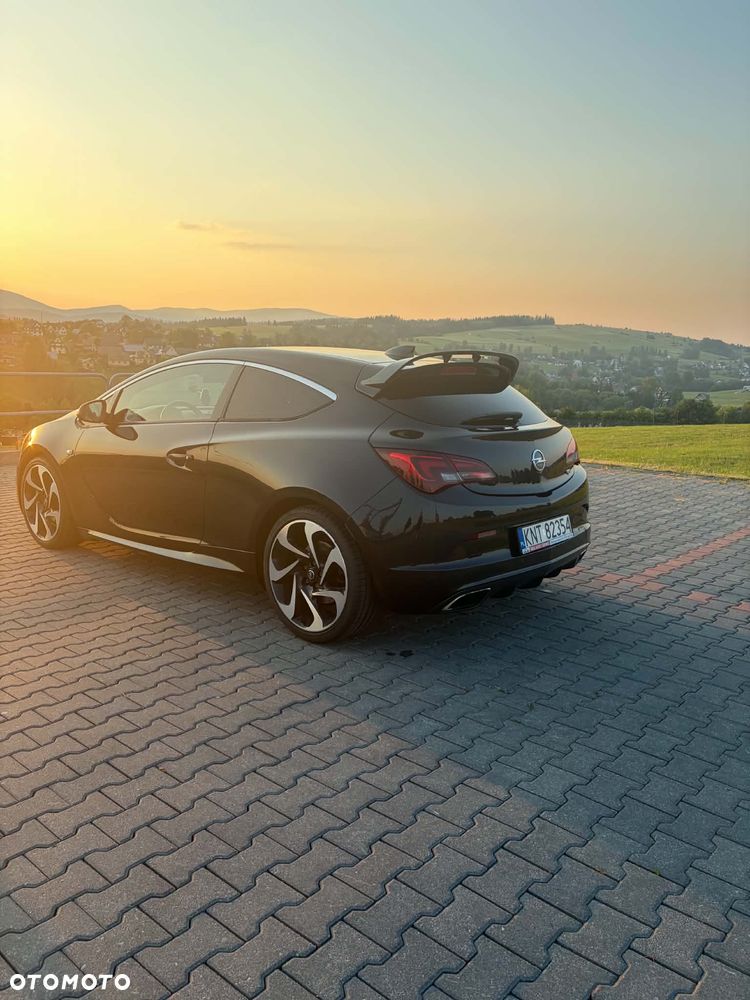 Opel Astra OPC - 3
