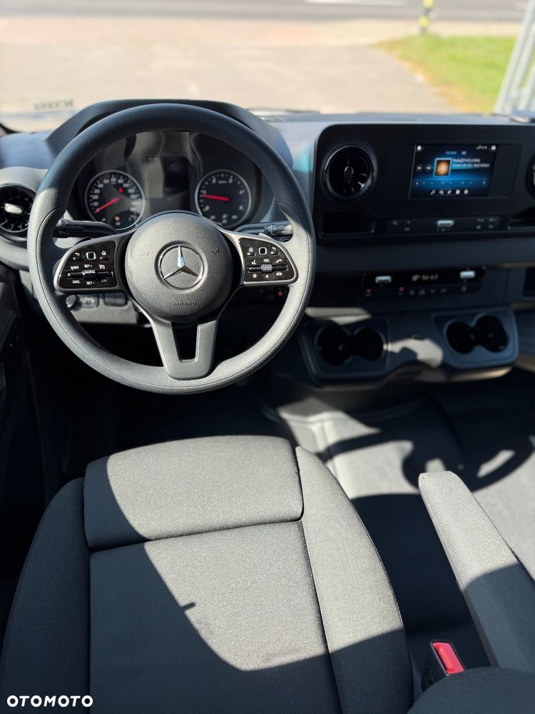 Mercedes-Benz Sprinter 519 VBI +Winda - 30