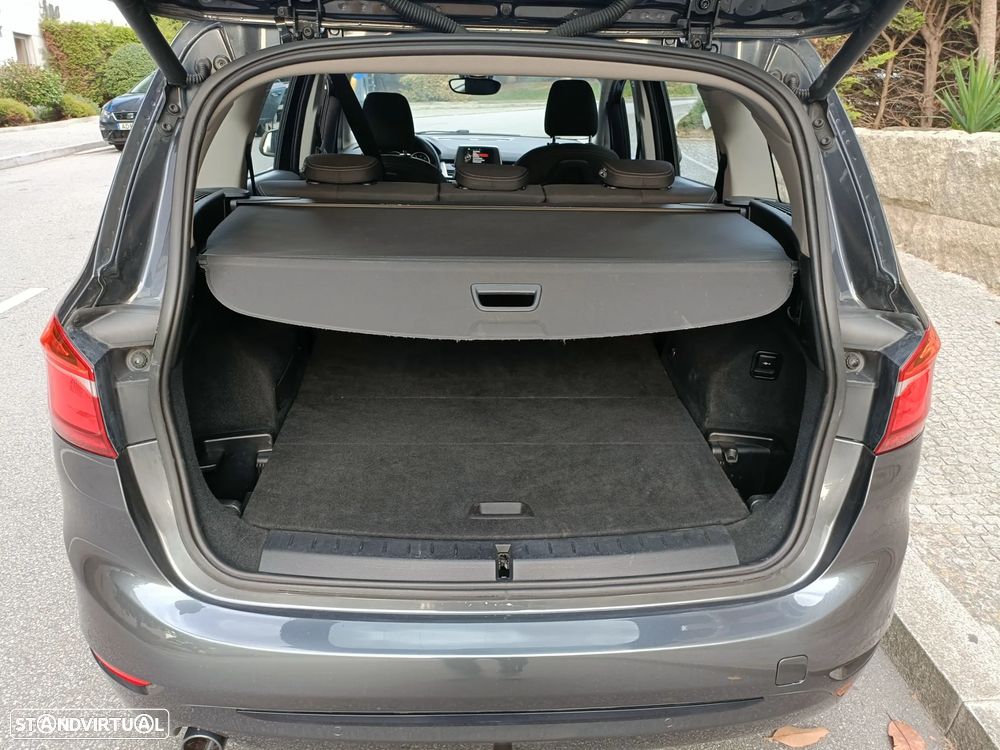 BMW 216 Active Tourer d Line Sport - 12