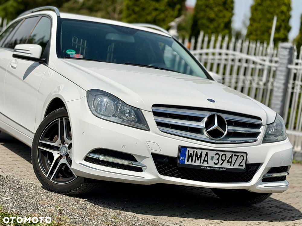 Mercedes-Benz Klasa C 200 CGI BlueEFFICIENCY - 22