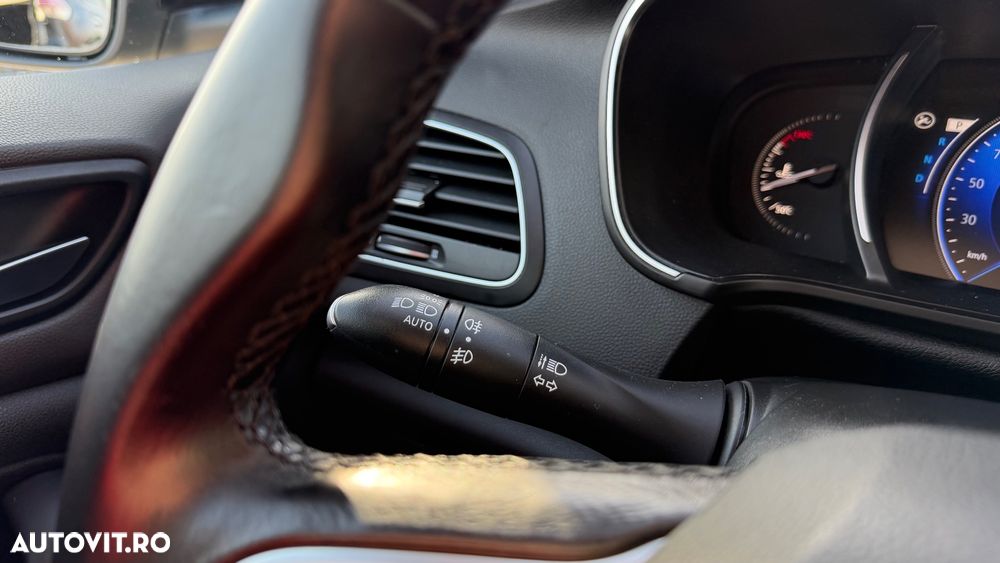 Renault Megane Grandtour ENERGY dCi 110 EDC INTENS - 15