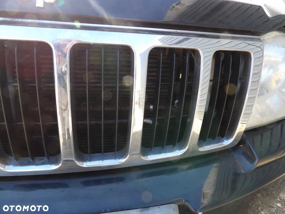 JEEP GRAND CHEROKEE WK GRILL ATRAPA 05-10 R. - 3