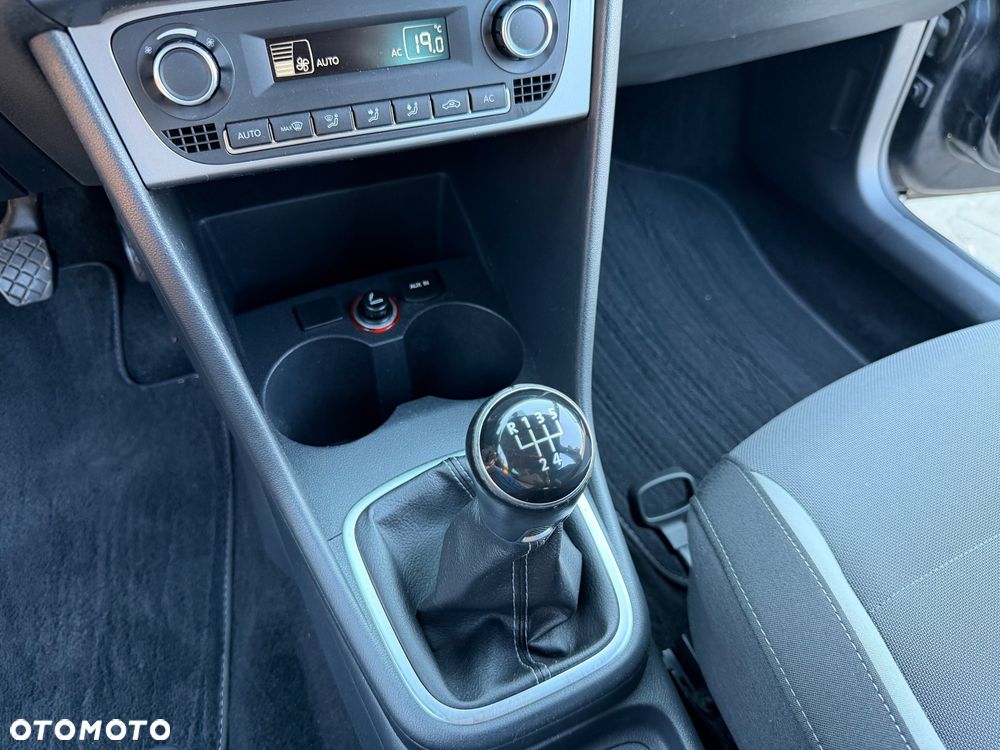 Volkswagen Polo 1.2 Blue Motion Technology Style - 27