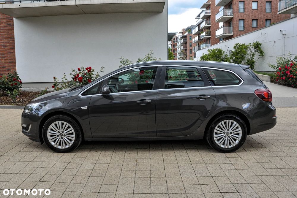 Opel Astra - 2