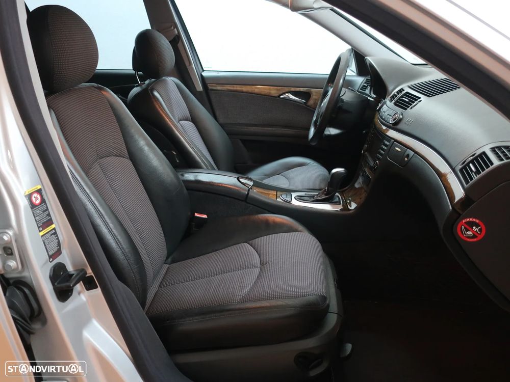 Mercedes-Benz E 220 CDI Auto Avantgarde - 22