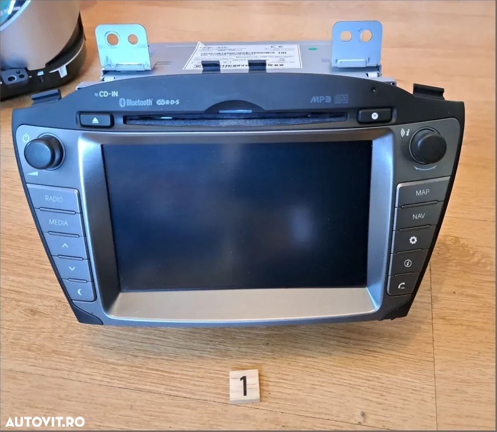 Unitate originala multimedia navigatie GPS Radio Cd bluetooth ecran touch cu port auxiliar card de memorie Hyundai IX35 facelift 2.0d 2013-2014-2015 - 1