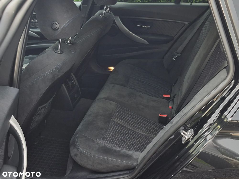 BMW Seria 3 320d - 8