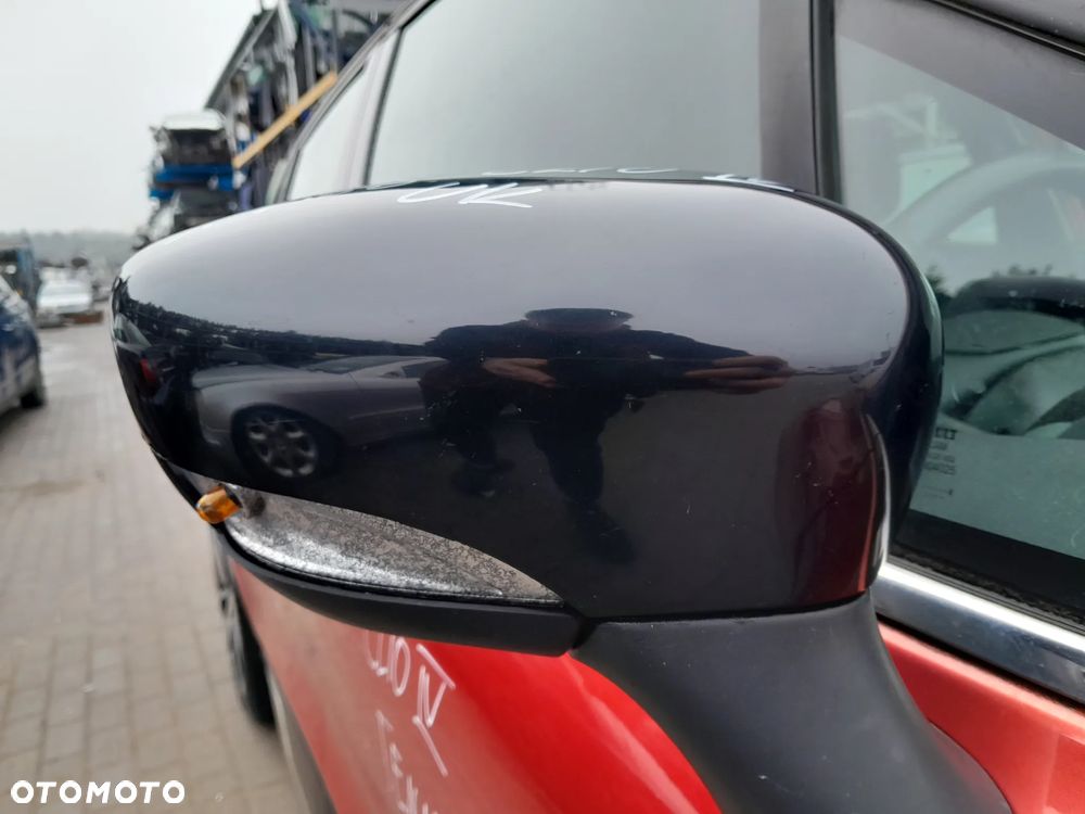RENAULT CLIO IV LUSTERKO PRAWE PRZEDNIE PRAWY PRZÓD UK - 2