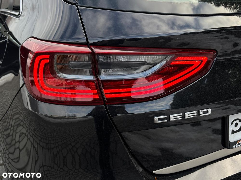 Kia Ceed 1.4 L Business Line - 26