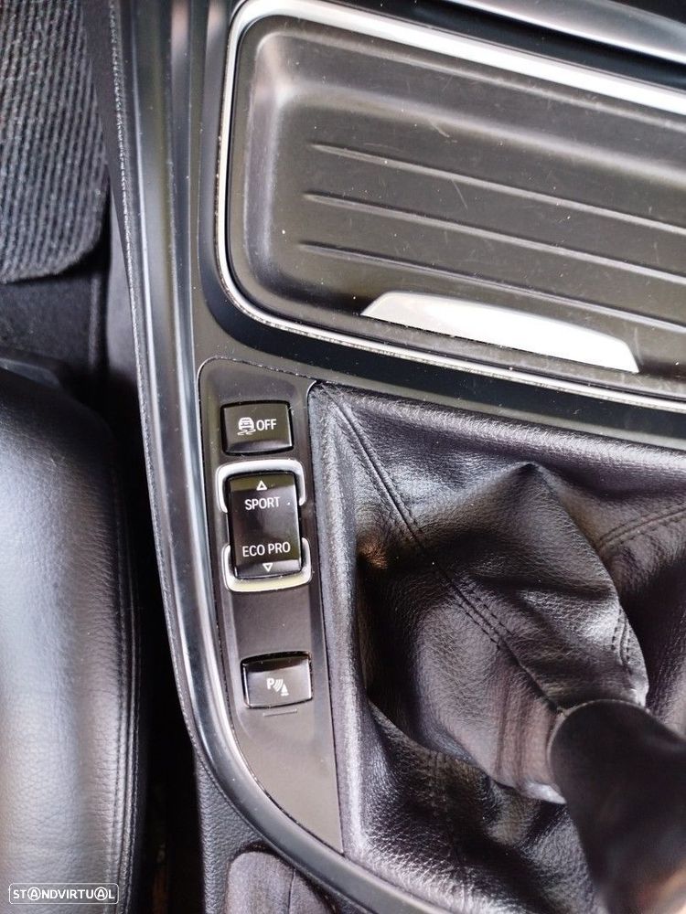 BMW 320 - 13