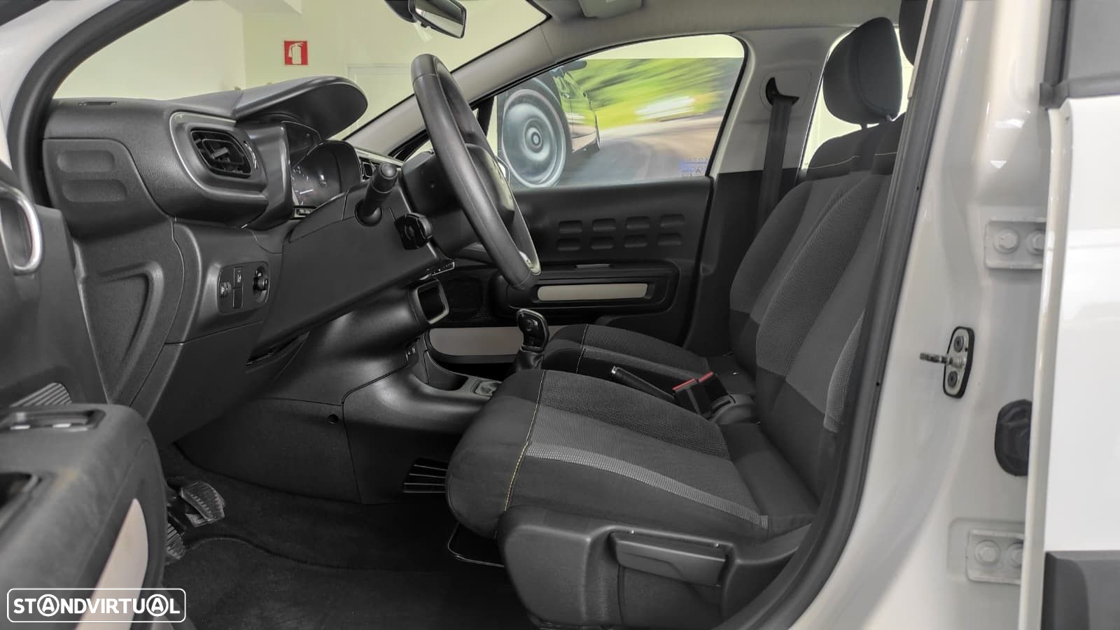 Citroën C3 1.2 PureTech Feel - 16