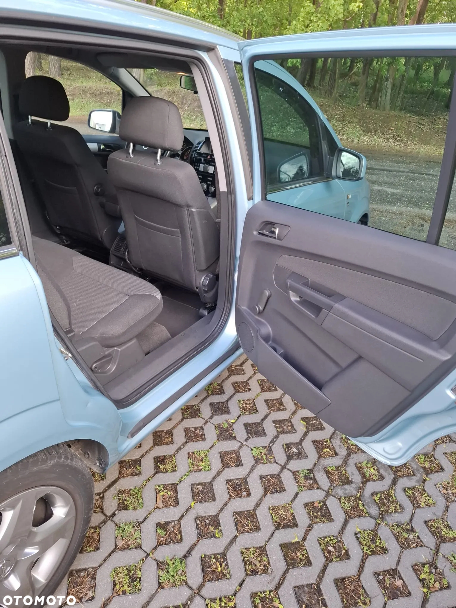 Opel Zafira 1.6 - 17