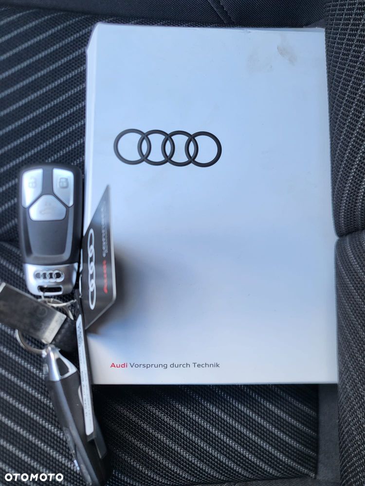 Audi Q5 40 TFSI quattro S tronic S line business - 10