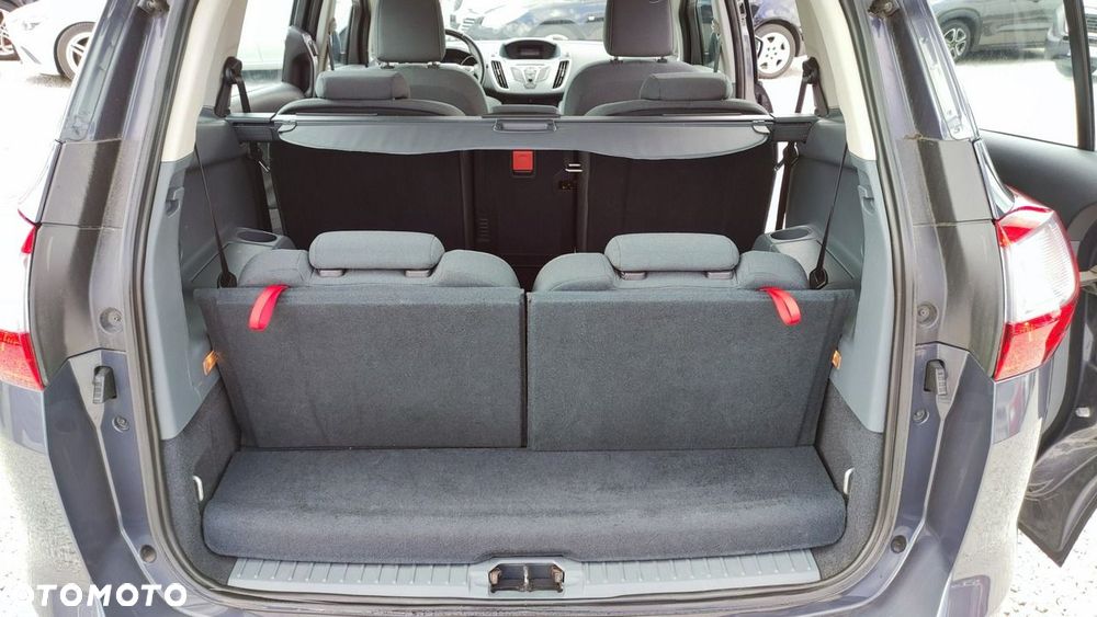 Ford Grand C-MAX - 7
