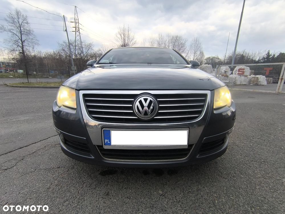 Volkswagen Passat Variant 3.2 V6 FSI 4Motion DSG Highline - 4