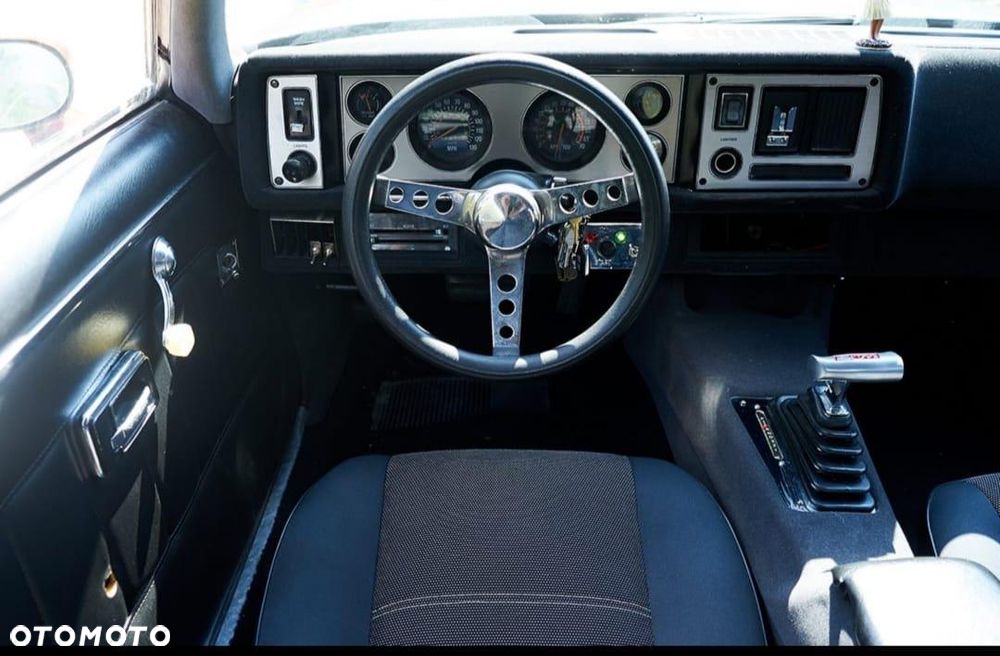 Chevrolet Camaro - 21