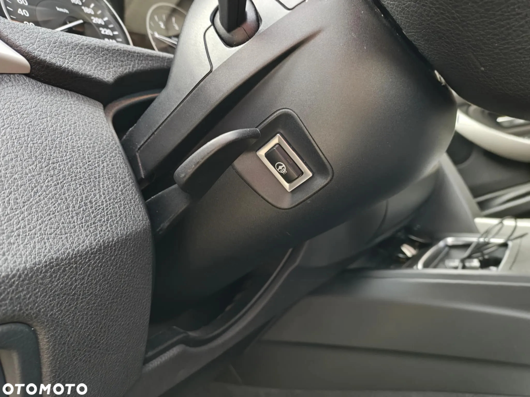 BMW Seria 3 320d - 10