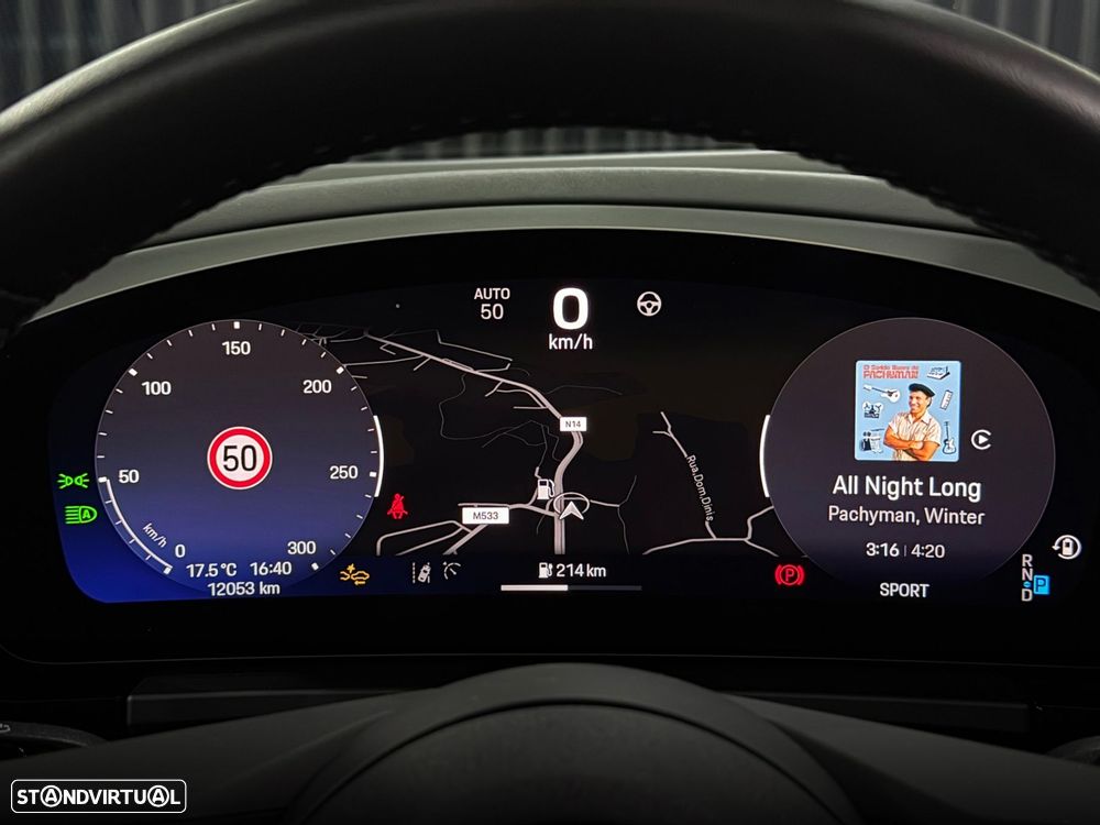 Porsche Macan Electric 4 - 20