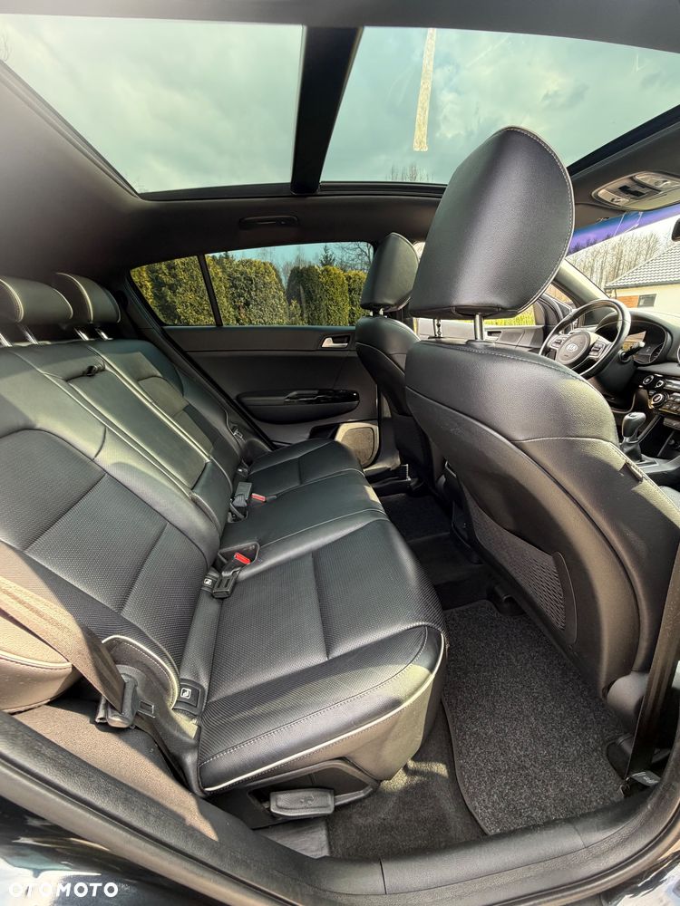 Kia Sportage 2,0 CRDI AWD GT Line - 11