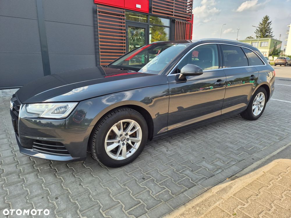 Audi A4 Avant 2.0 TDI ultra S tronic - 4