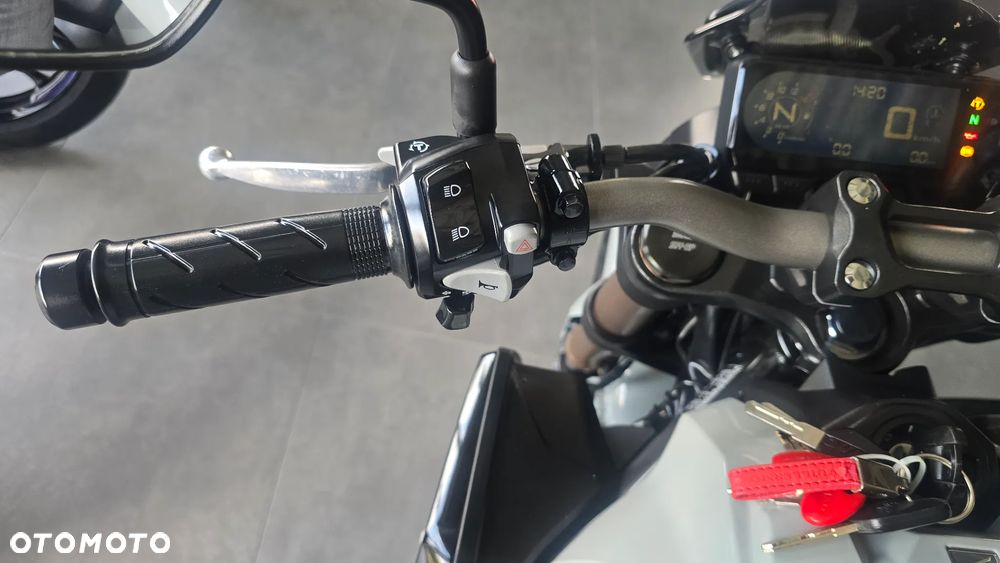 Honda CB - 18