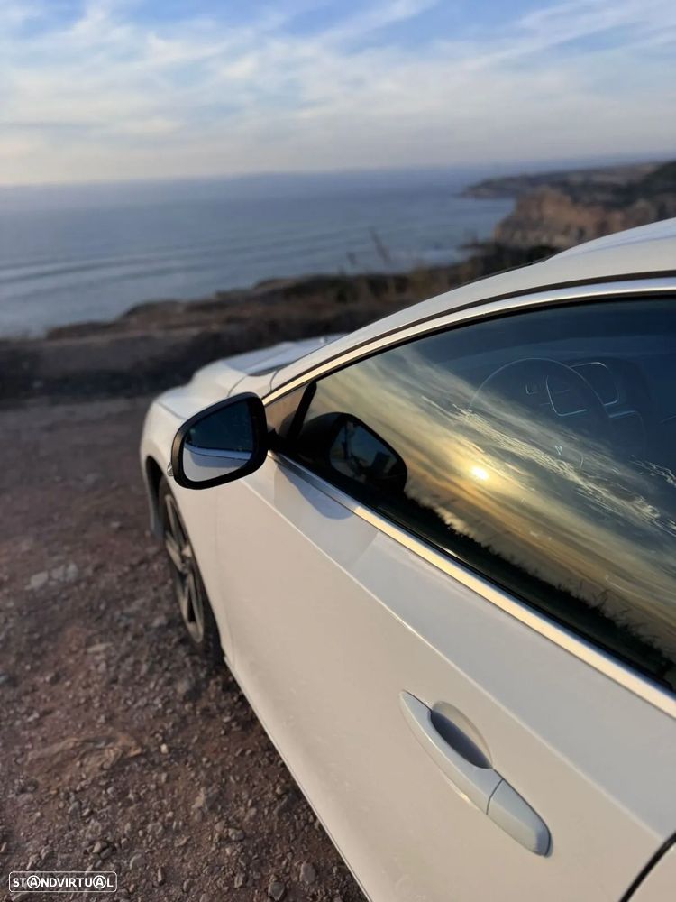 Volvo V40 2.0 D2 R-Design - 10