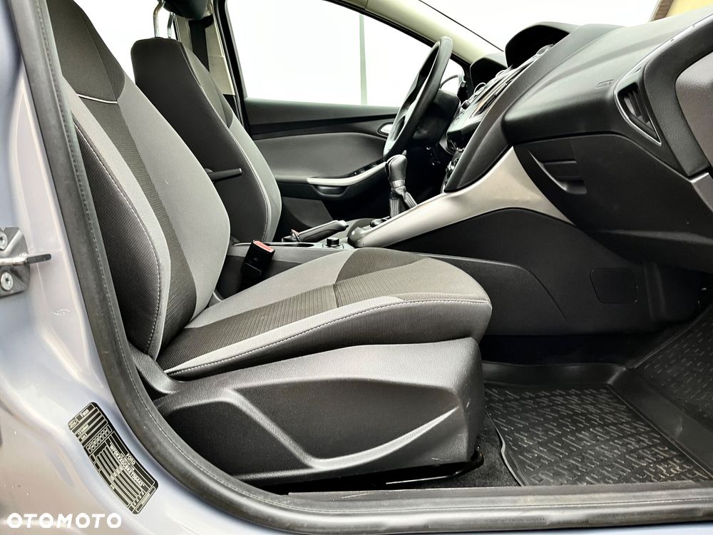 Ford Focus 1.0 EcoBoost STart-Stopp-System TITANIUM - 10