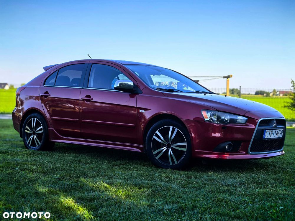 Mitsubishi Lancer - 2