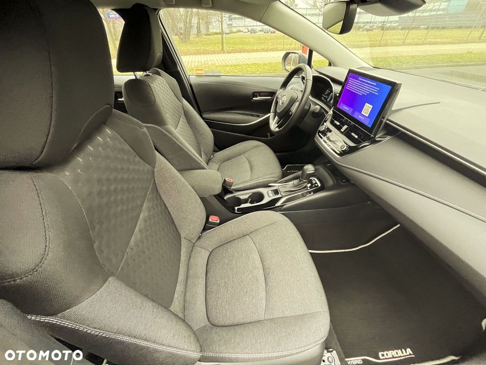 Toyota Corolla 1.8 Hybrid Comfort - 13
