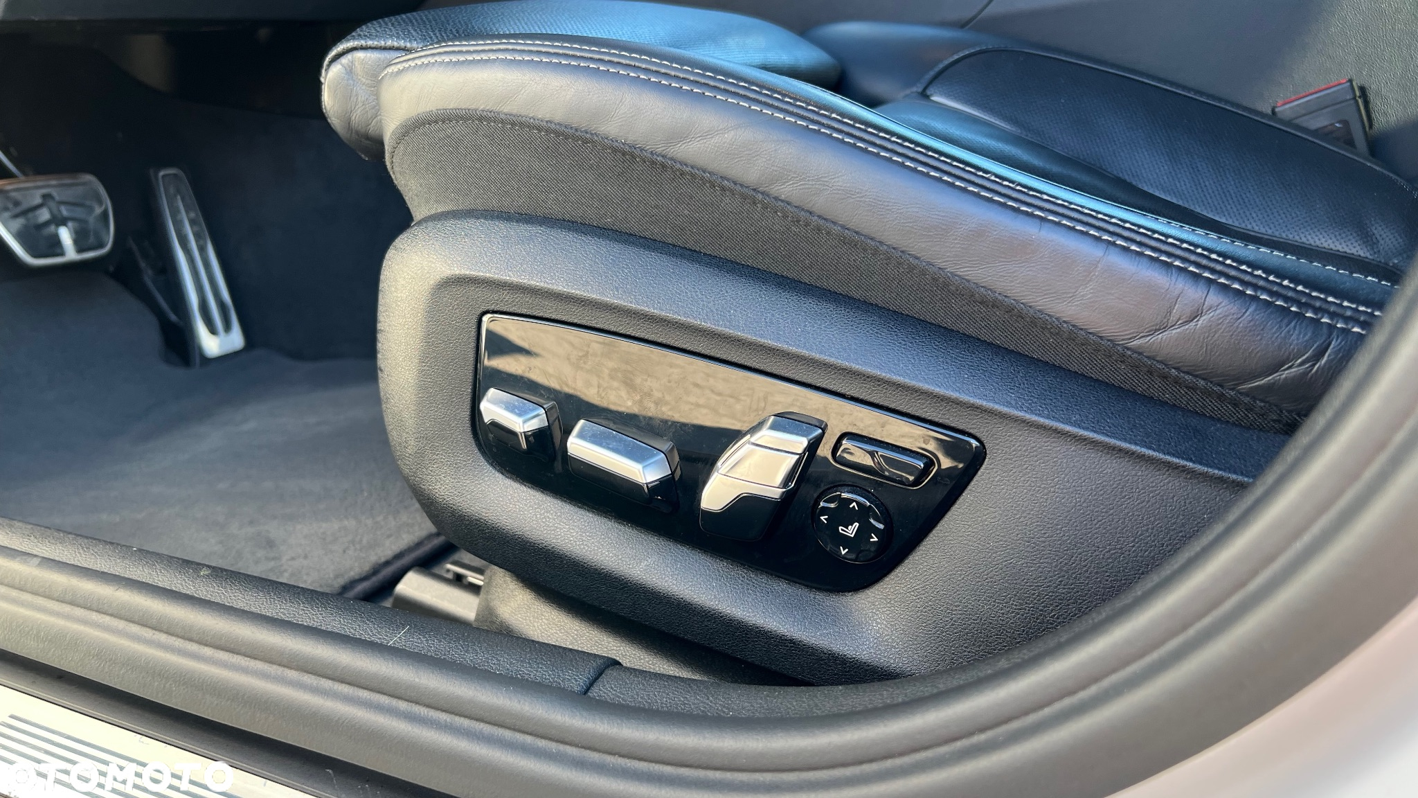 BMW Seria 5 530i xDrive M Sport sport - 18