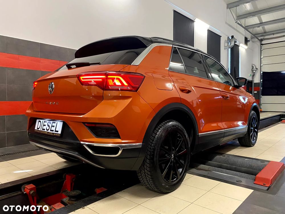 Volkswagen T-Roc 2.0 TDI SCR DSG GOAL - 12