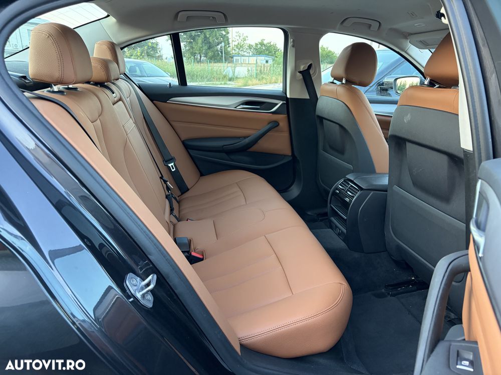 BMW Seria 5 520i Aut. - 25