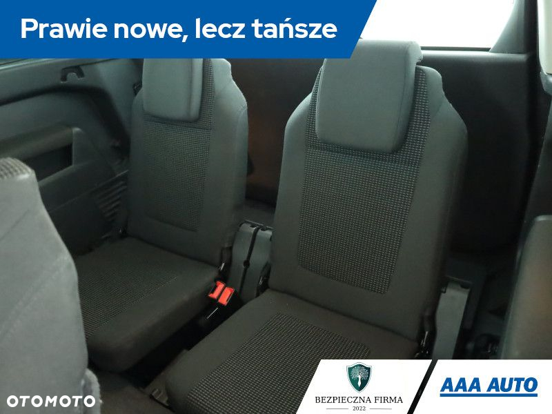 Peugeot 5008 - 12