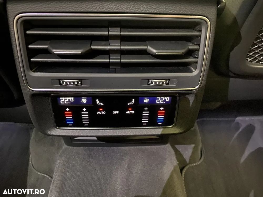 Audi Q7 3.0 50 TDI quattro Tiptronic S Line - 13