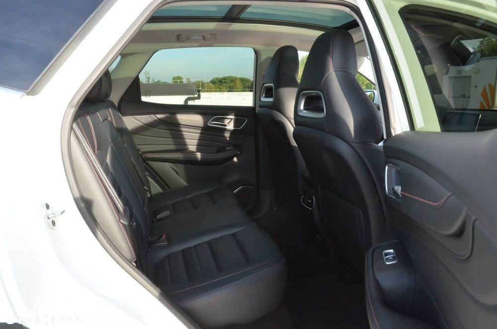 MG HS 1.5T-GDI Luxury - 34