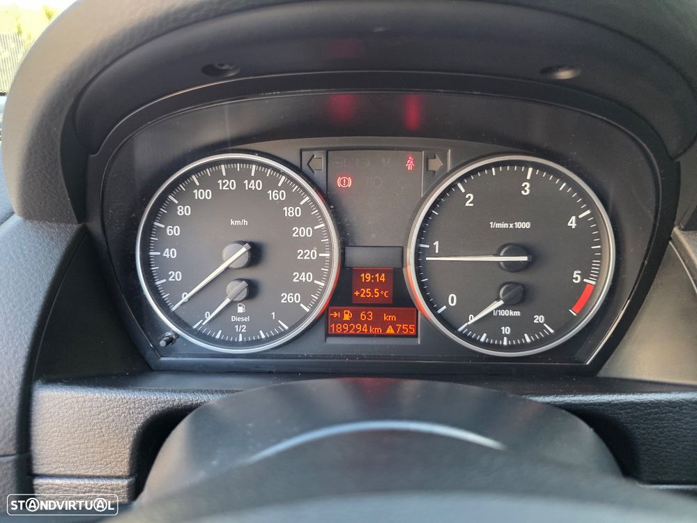 BMW X1 18 d sDrive - 12