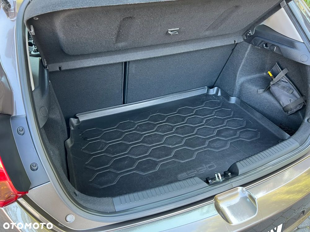 Kia Ceed Cee'd 1.4 L Business Line - 36