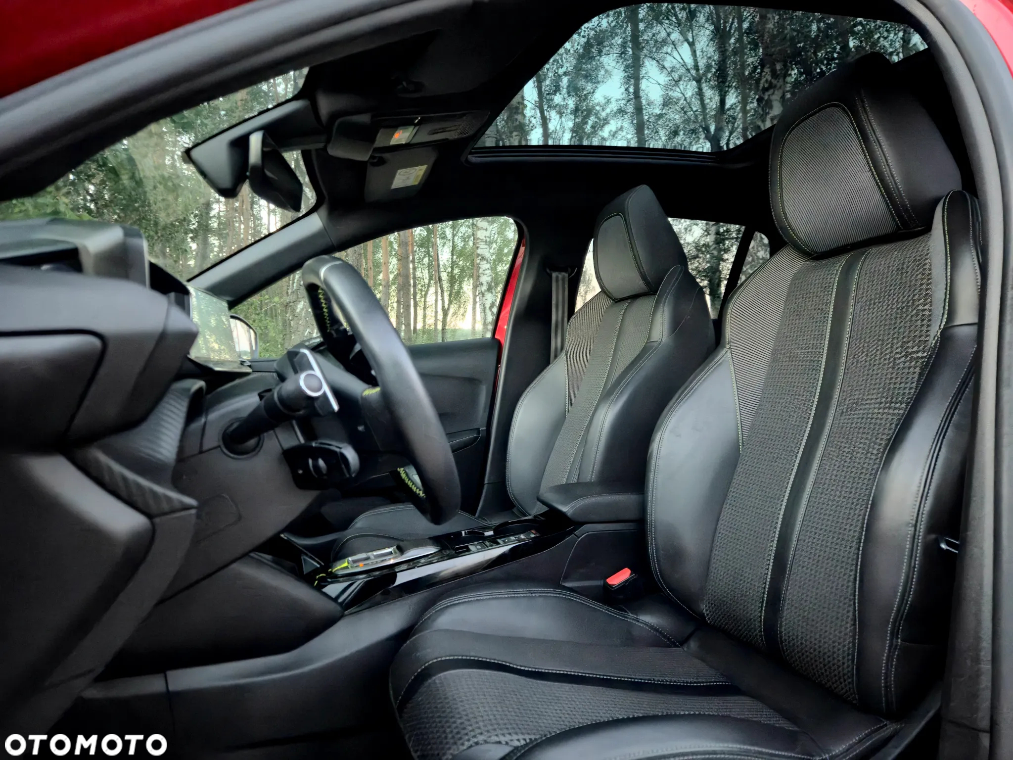 Peugeot 208 PureTech 130 EAT8 GT - 7