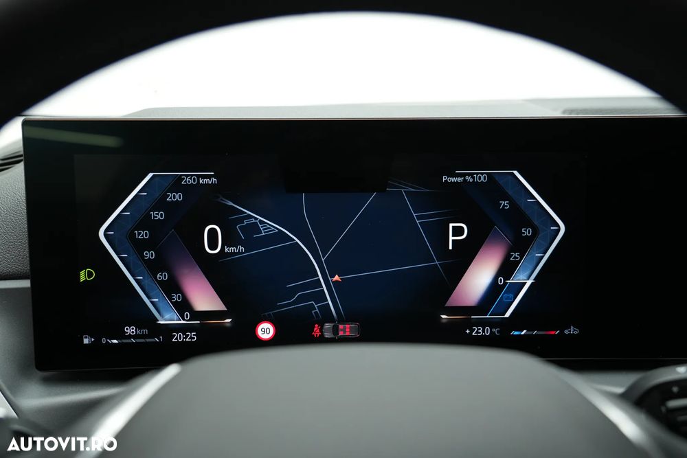 BMW Seria 3 318d Touring Aut. Luxury Line - 32