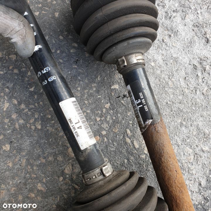 AUDI TT II 8J POLOS LEWA PRAWA TYL  3C0501204 3C0501203 09R - 2